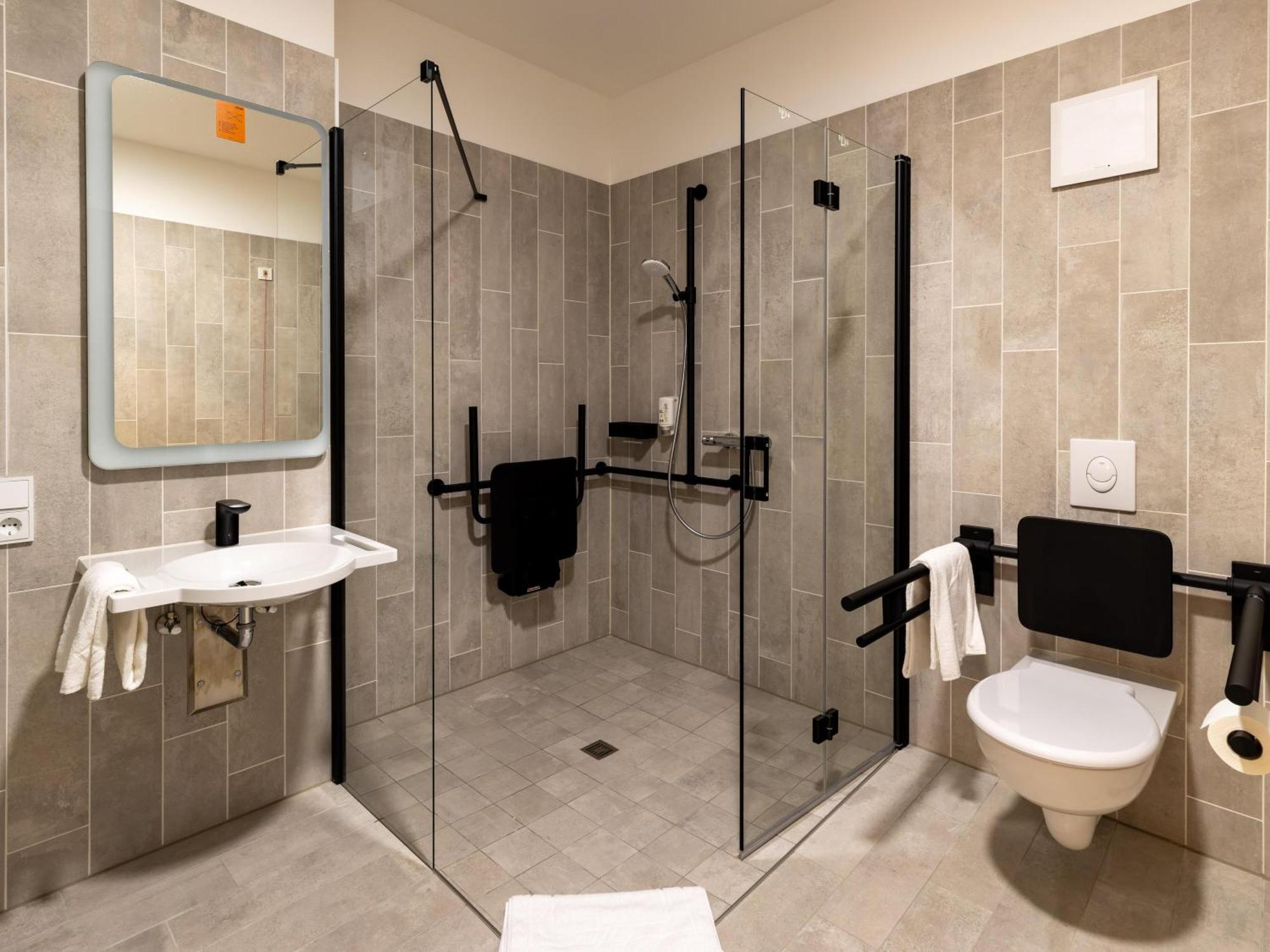B&B Hotel Idar-Oberstein Dış mekan fotoğraf
